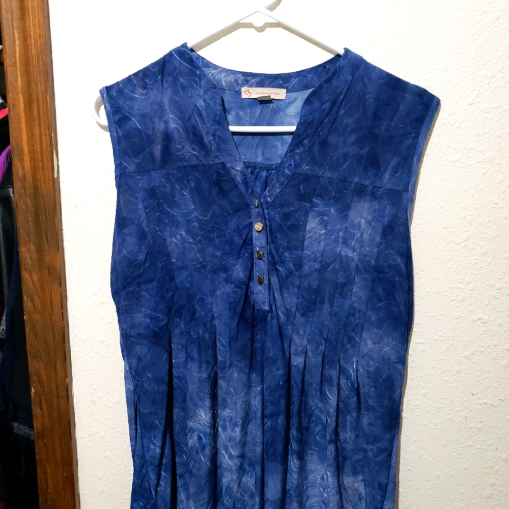 Sleeveless Blouse